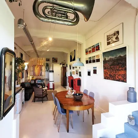 Apartment Blank - Arthouse *
